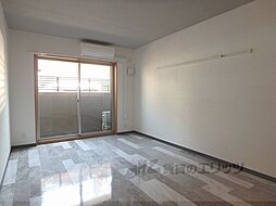 JR山陰本線 円町駅 徒歩5分の賃貸マンション 2階1Kのリビング/ダイニング