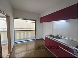 ピアレス千本 2階2DKのリビング/ダイニング