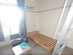 レオパレス豊 101 1階1Kのリビング/ダイニング