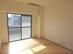 阪急京都本線 西院駅 徒歩18分の賃貸マンション 5階1Kのリビング/ダイニング