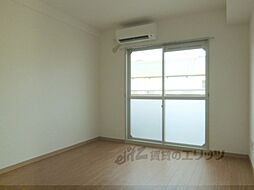 叡山電鉄叡山本線 元田中駅 徒歩9分の賃貸マンション 4階1Kのリビング/ダイニング