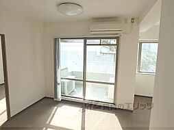 京阪本線 神宮丸太町駅 徒歩8分の賃貸マンション 1階3DKのリビング/ダイニング