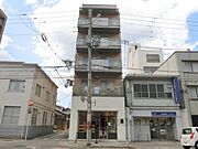 今出川駅より徒歩10分 築30年3ヶ月 5階建の賃貸物件