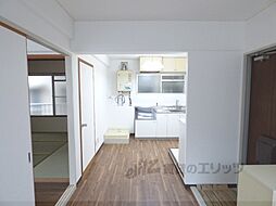 メゾン・ド・エリカ 2階2DKのリビング/ダイニング