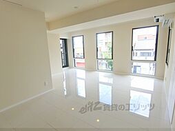 プランドール神宮丸太町 3階1LDKのリビング/ダイニング