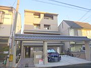丸太町駅より徒歩17分 築11年9ヶ月 4階建の賃貸物件