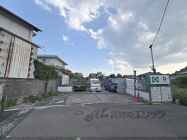 7 / 43