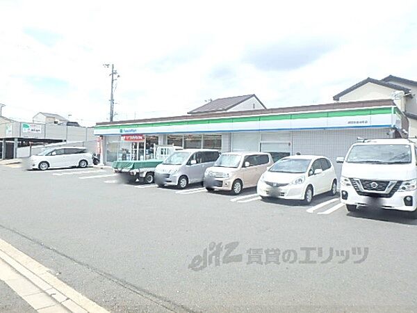 画像16:ファミリーマート　師団街道深草店まで510メートル