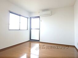 京阪京津線 四宮駅 徒歩12分の賃貸マンション 4階ワンルームのリビング/ダイニング