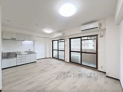 トーシンハイツ桃山 2階1LDKのリビング/ダイニング