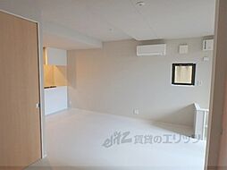 ヴィラスタジオーネ御所南 403 4階1LDKのリビング/ダイニング