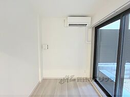 VINA山科WEST 2階1DKのリビング/ダイニング