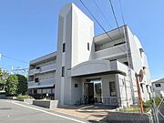 六地蔵駅より徒歩6分 1階 築32年7ヶ月の賃貸物件