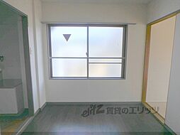 京都地下鉄東西線 石田駅 徒歩8分の賃貸マンション 2階2Kのリビング/ダイニング