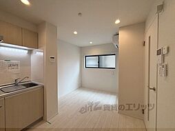 京阪本線 伏見稲荷駅 徒歩4分の賃貸アパート 1階1DKのリビング/ダイニング