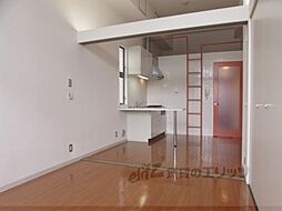 京阪本線 神宮丸太町駅 徒歩6分の賃貸マンション 6階1DKのリビング/ダイニング