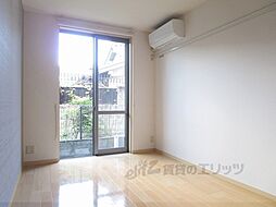 近鉄京都線 近鉄丹波橋駅 徒歩8分の賃貸アパート 1階1Kのリビング/ダイニング