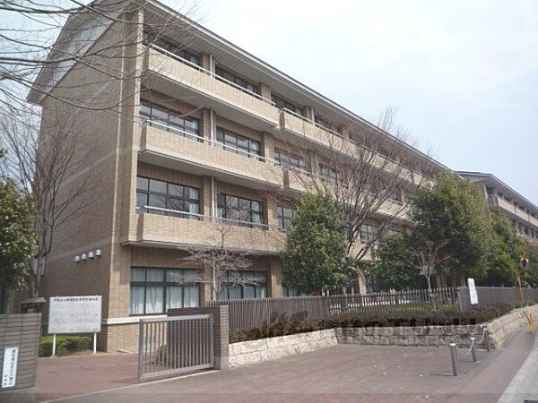 画像10:嵯峨野高等学校まで1800メートル