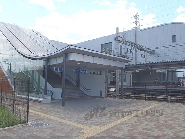 画像6:JR桂川駅まで1750メートル