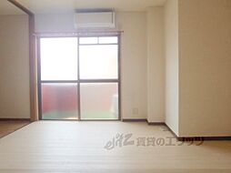 メゾンバーザス 301 3階1LDKのリビング/ダイニング