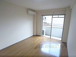 阪急京都本線 西京極駅 徒歩4分の賃貸マンション 2階1Kのリビング/ダイニング