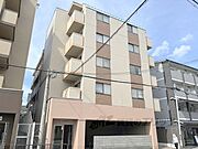 円町駅よりバス8分 徒歩1分 1階 築23年8ヶ月の賃貸物件