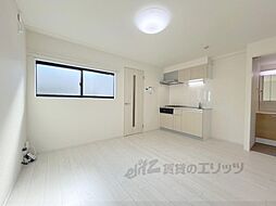 JR山陰本線 花園駅 徒歩3分の賃貸アパート 2階1LDKのリビング/ダイニング