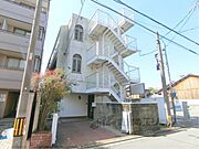 北野白梅町駅より徒歩13分 3階 築42年10ヶ月の賃貸物件