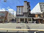 四条駅より徒歩10分 1階 築2年6ヶ月の賃貸物件