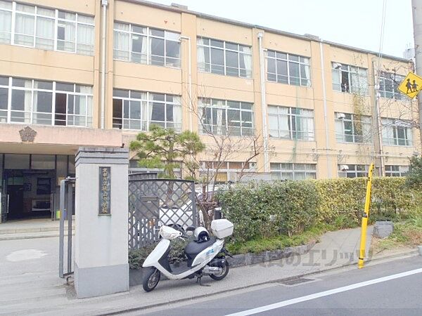 画像18:桃山中学校まで2140メートル