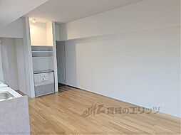 シャリマー西大路 722 7階1LDKのリビング/ダイニング