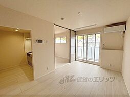 JR奈良線 稲荷駅 徒歩2分の賃貸アパート 3階2LDKのリビング/ダイニング