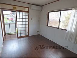 ピソ・シエテ1 2階1Kのリビング/ダイニング