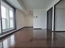 阪急京都本線 西京極駅 徒歩12分の賃貸マンション 4階1LDKのリビング/ダイニング