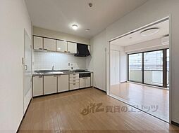 JR山陰本線 梅小路京都西駅 徒歩3分の賃貸マンション 2階1DKのリビング/ダイニング