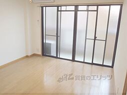 カースルII 101 1階1DKのリビング/ダイニング