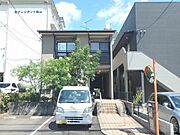 六地蔵駅より徒歩9分 1階 築13年4ヶ月の賃貸物件