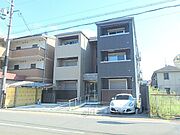 伏見稲荷駅より徒歩3分 1階 築9年2ヶ月の賃貸物件