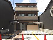 二条駅より徒歩6分 3階 築8年7ヶ月の賃貸物件
