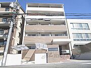 藤森駅より徒歩8分 1階 築3年6ヶ月の賃貸物件