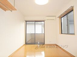 フラッティ唐橋 1階1Kのリビング/ダイニング