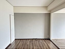 シャトー西京極 5階3LDKのリビング/ダイニング