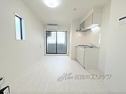 エーデルシュタイン花園伊町 202 2階1DKのリビング/ダイニング