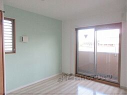 セーイ・サーリチェ 3階1Kのリビング/ダイニング