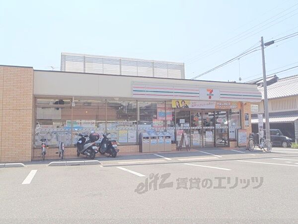 画像21:セブンイレブン　鷹峯藤林店まで700メートル