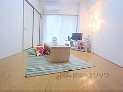 京都市営烏丸線 北大路駅 バス17分 原谷口下車 徒歩1分の賃貸マンション 1階1Kのリビング/ダイニング