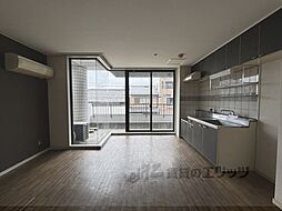 JR山陰本線 二条駅 徒歩8分の賃貸マンション 2階1LDKのリビング/ダイニング