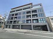 二条駅より徒歩12分 3階 築3年8ヶ月の賃貸物件
