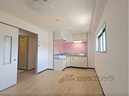 叡山電鉄鞍馬線 岩倉駅 徒歩5分の賃貸マンション 4階2DKのリビング/ダイニング