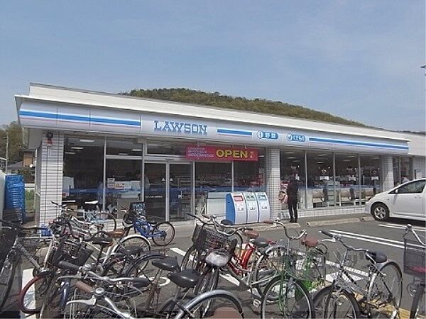 画像23:ローソン　松ヶ崎駅前店まで60メートル